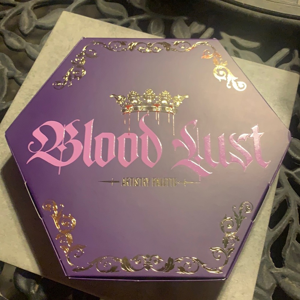 Jeffree Star Blood Lust palette